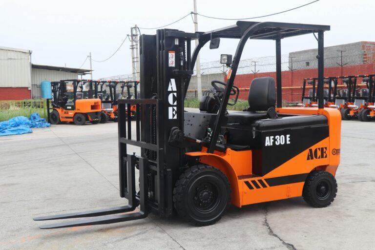 **Meta Description (158 characters):** Maximize your forklift! Our guide explains side shifters, clamps & rotators. Find the right forklift attachments rental for your Dubai warehouse or job site.