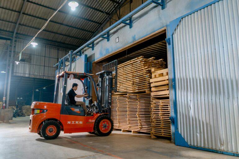 Electric Forklift in Dubai