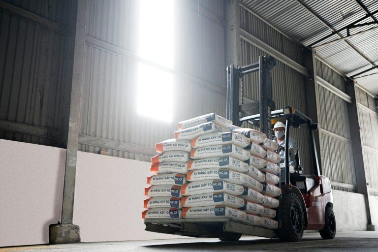forklift rental dubai