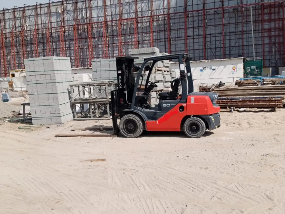 Forklift Rental services in Ras al Khor